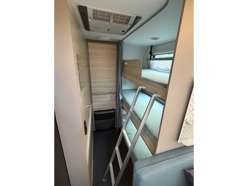Adria Altea 552 PK Mover-Airco-STAPELBEDDEN  foto: 9