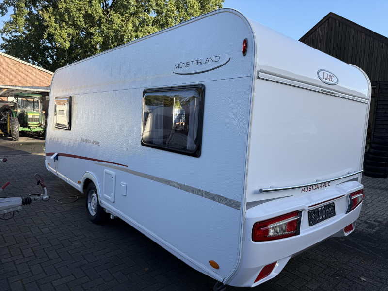 LMC Musica 490 E 2 BEDDEN RONDZITMOVER TOP  foto: 23