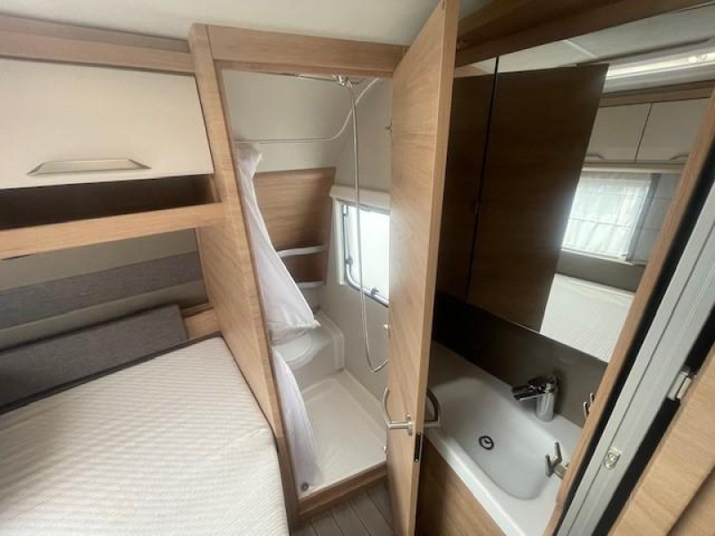 Knaus Sudwind 60 Years 450 FU nieuwstaat  foto: 6