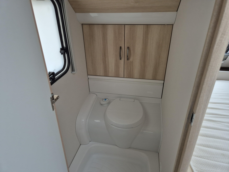 Hobby De Luxe 460 UFE  foto: 11