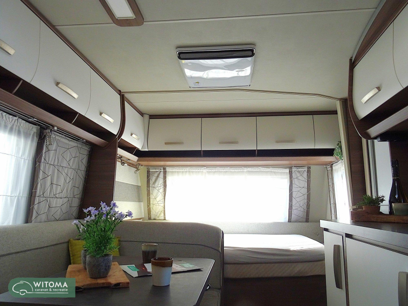 Knaus Sport 580 QS 3 stapelbed  foto: 8