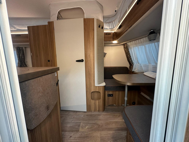 Eriba Touring 542