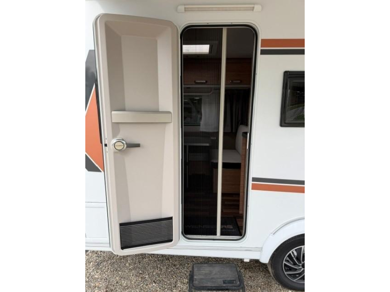 Weinsberg CaraOne Edition HOT 390 QD mover luifel fietsenrek  foto: 10