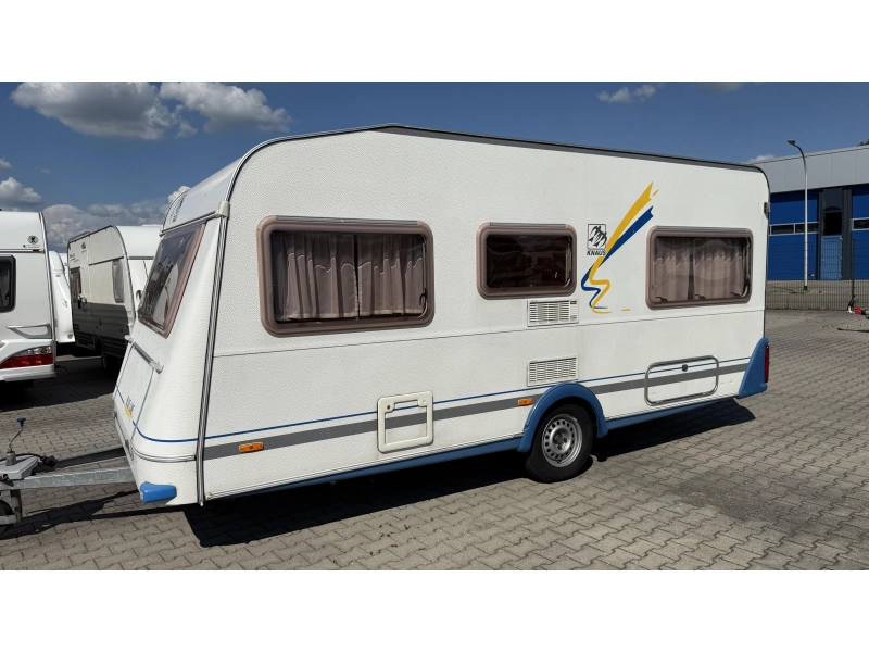 Knaus Blue Line 450 TF frans bed rondzit toilet  foto: 14