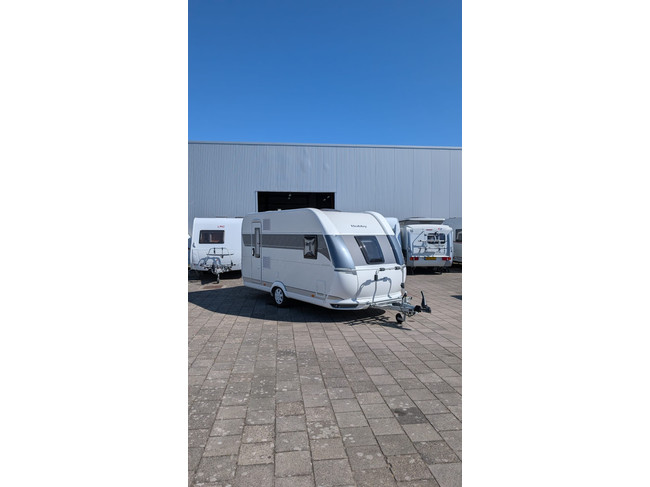 Hobby DE LUXE 400 SFE foto: 3