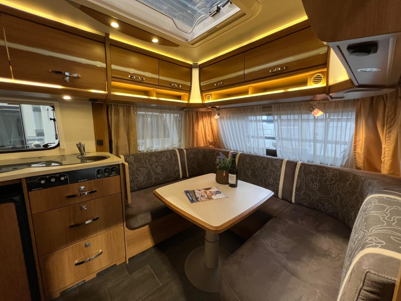 Dethleffs Nomad 520 RET Lengtebedden,Mover, Airco  foto: 1