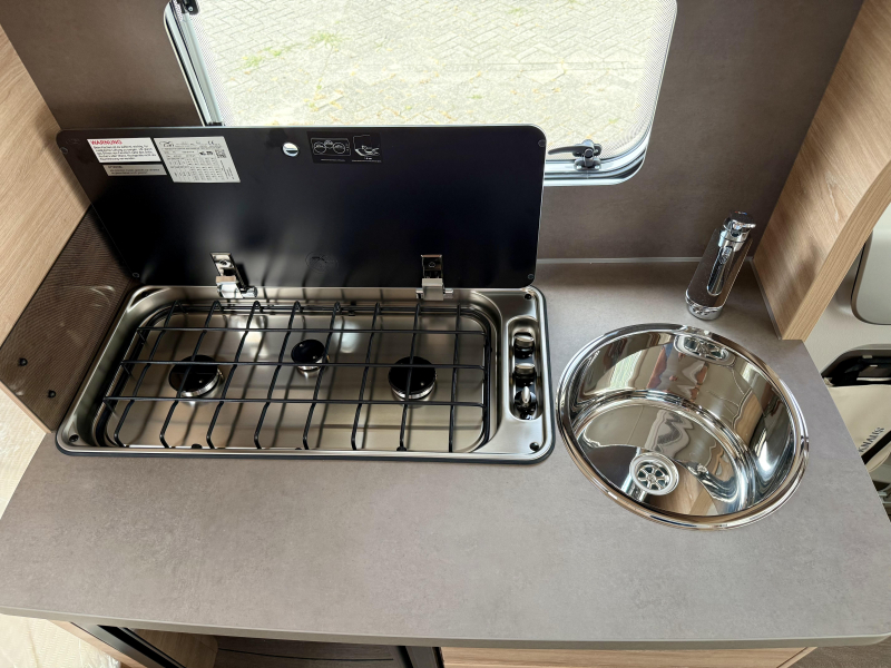 Knaus Sudwind Black Selection 460 EU Airco Actie!  foto: 20