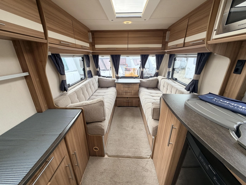 Elddis Crusader Solano 462 Mover voortent. Enkel bed  foto: 5