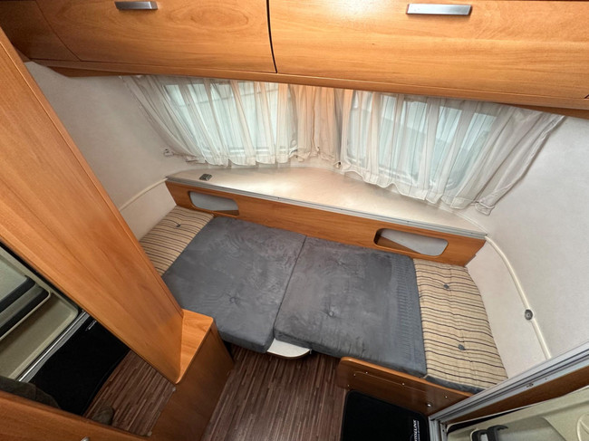 Eriba Touring Triton 430 foto: 7