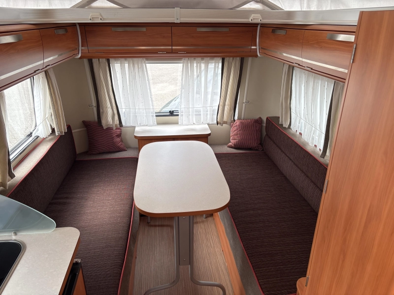 Eriba Touring Troll 540 GT Mover/Thule luifel  foto: 8