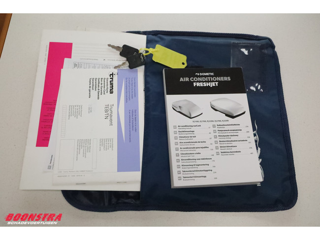 Hobby 30S Excellent Easy Mover Airco Frans bed Dwars stapelbed Middenkeuken foto: 9