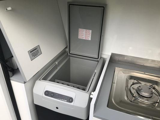 Oehoe Freedom Oehoe Freedom Minicaravan!!! | Keuken | 2 personen | 750 KILO TOTAAL | Direct Leverbaar| foto: 3