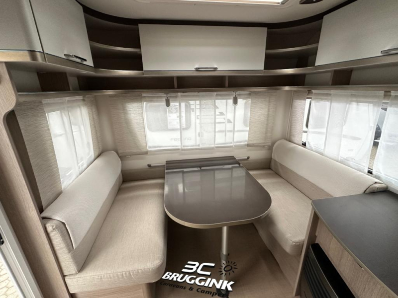 Bürstner Premio 460 TL ENKEL BED VLOERVERWARMING  foto: 2