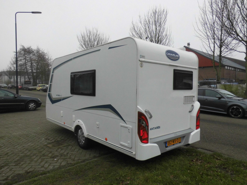 Caravelair Antares 400 Cassetteluifel. 