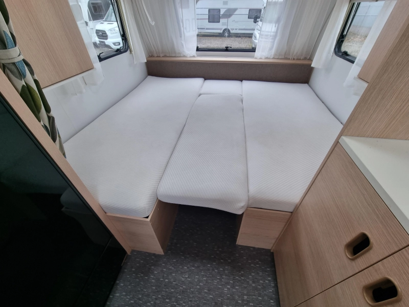 Adria Aviva 492 LU Mover & Unico luifel  foto: 13