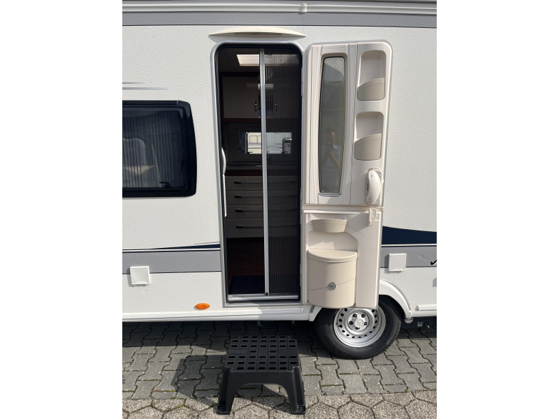 Hobby Excellent 460 UFE - Mover - Cassette Luifel  foto: 22