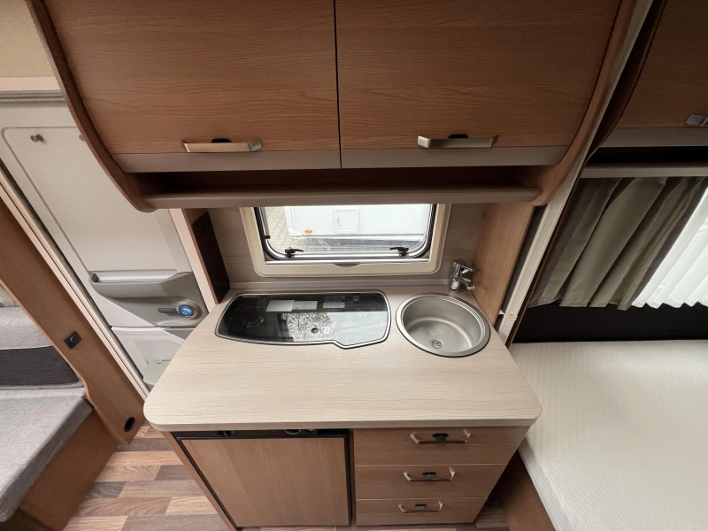 Knaus Sport 540 UE Boogluifel, Fietsendrager  foto: 6