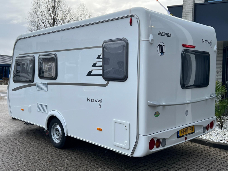 Eriba Nova Light 465 fransbed mover, luifel  foto: 7