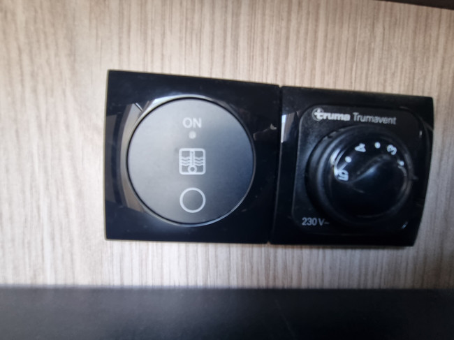 Bürstner Premio Life 480 TL foto: 18