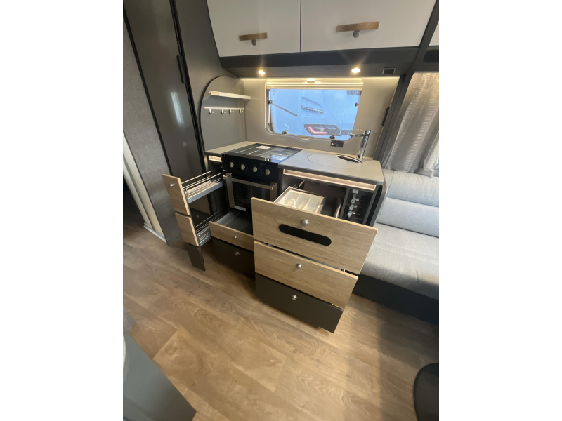 Dethleffs Beduin Scandinavia 550 RD QUEENSBED-ALDE-MOVER  foto: 7