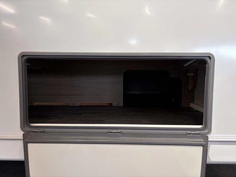 Tabbert Cazadora 460 E enkele bedden  foto: 7