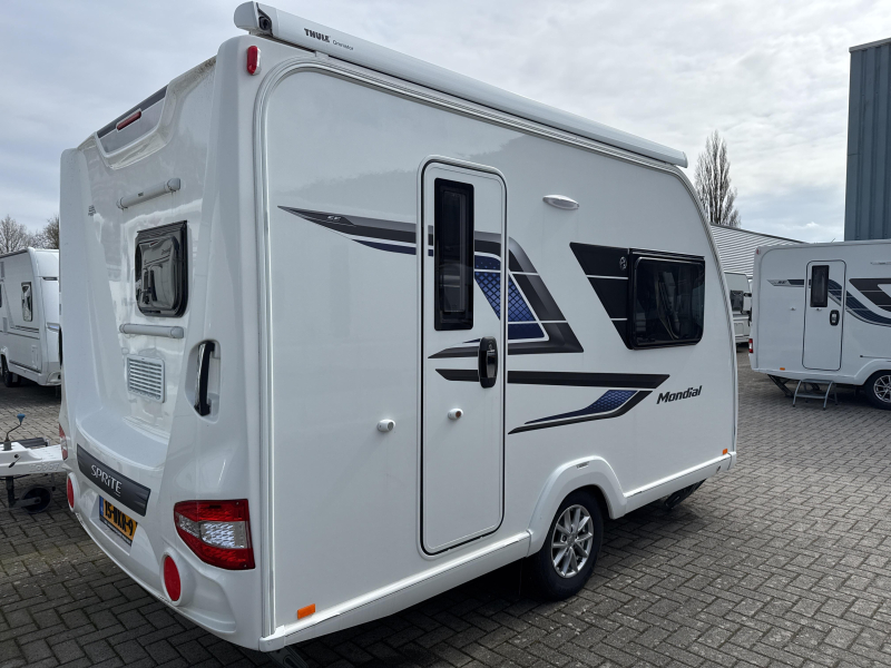 Sprite Mondial 370 EK Thule cassetteluifel  foto: 1
