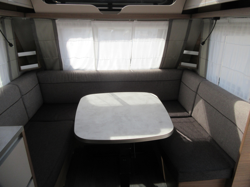 Knaus Sport E-Power Selection 500 UF ZEER NETJES  foto: 6