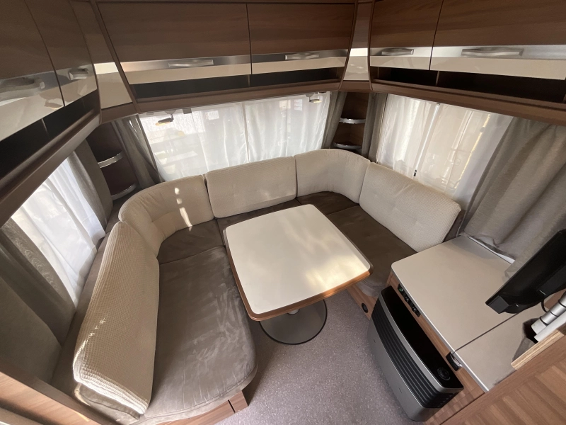 Dethleffs Nomad 530 DR QUEENSBED-MOVER-LUIFEL  foto: 3
