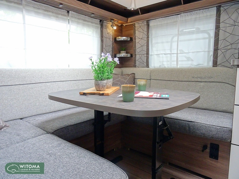 Knaus Sport 450 FU mooie uitvoering!  foto: 8