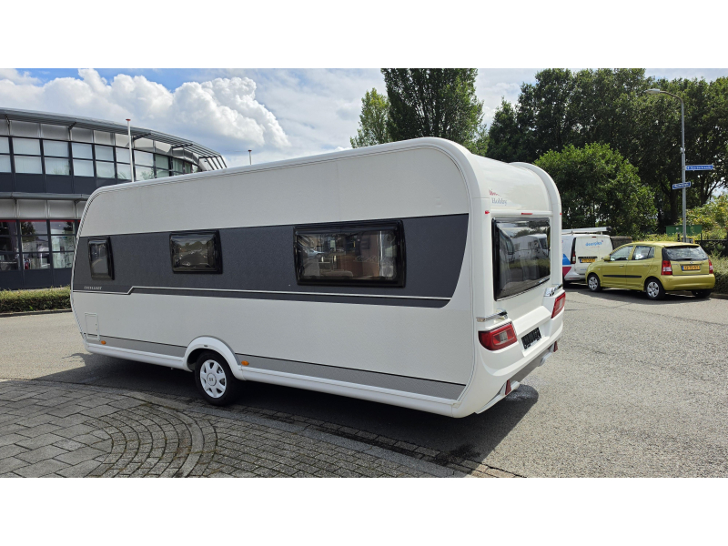Hobby Excellent 560 CFE voortent nieuwstaat  foto: 3