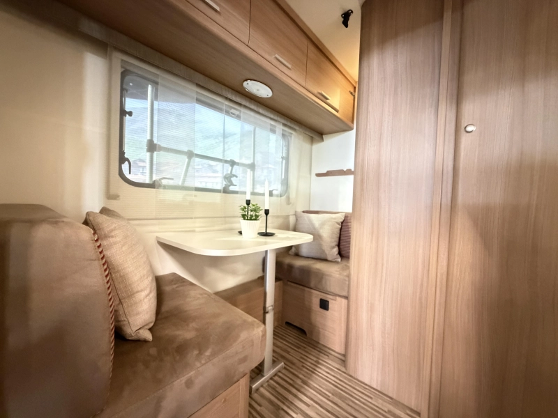 Adria Aviva 370 CP Mover | Stapelbed | Fiets  foto: 7