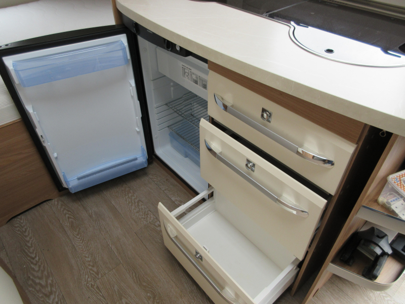 Hobby De Luxe 455 UF ZEER NETJES EN MET MOVER  foto: 10
