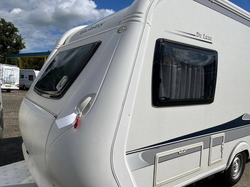 Hobby De Luxe 440 SF Dwars Bed 210CM MOV TENT  foto: 10