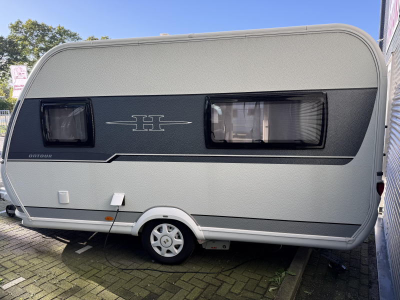 Hobby On Tour 390 SF VASTBED MOVER LUIFEL TOP 