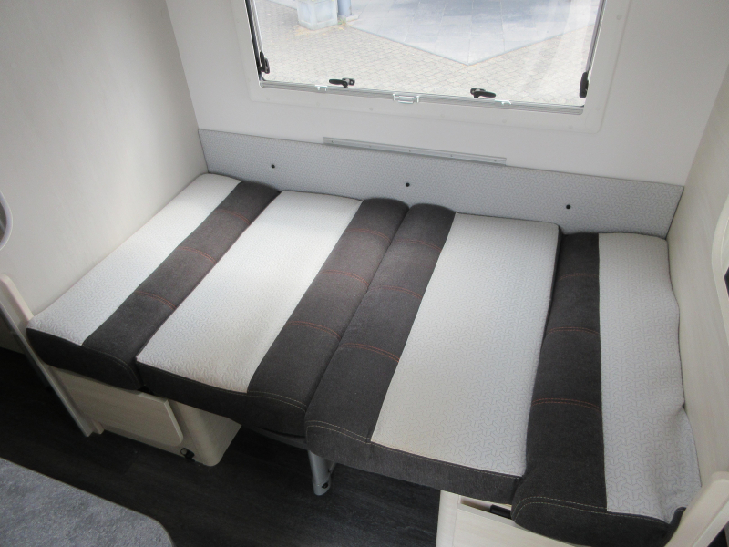Caravelair Artica 496 MOVER AIRCO LUIFEL 
