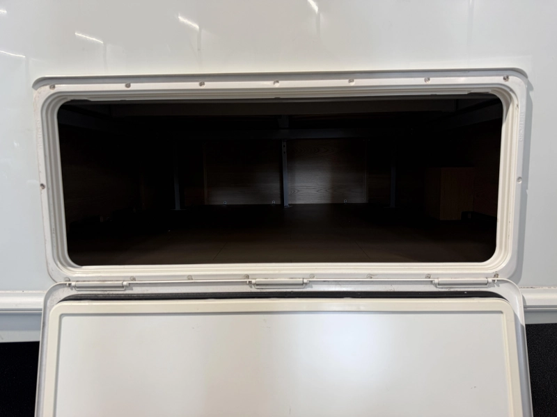 Elddis Avante 454 Queensbed/Mover/Luifel  foto: 8