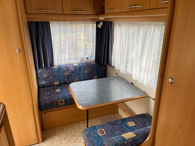 Adria 390 Ds 2 zitjes , 770 kg lichtgewicht, topstaat foto: 6