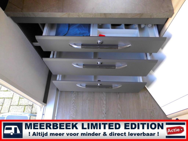 Hobby De Luxe 460 SFF +MOVER +LUIFEL +AIRCO ETC  foto: 16