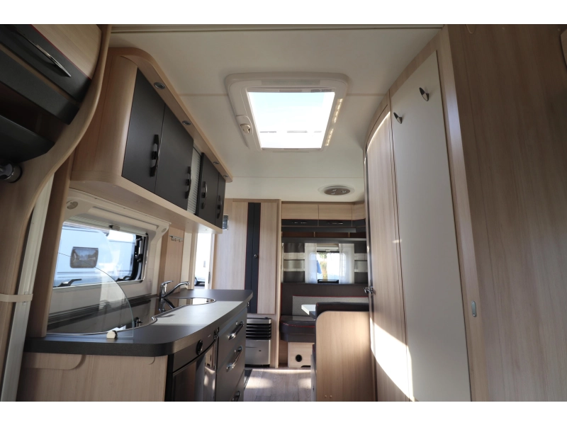 Hobby De Luxe Edition 440 SF Mover/ Unico/ Fdrager  foto: 18