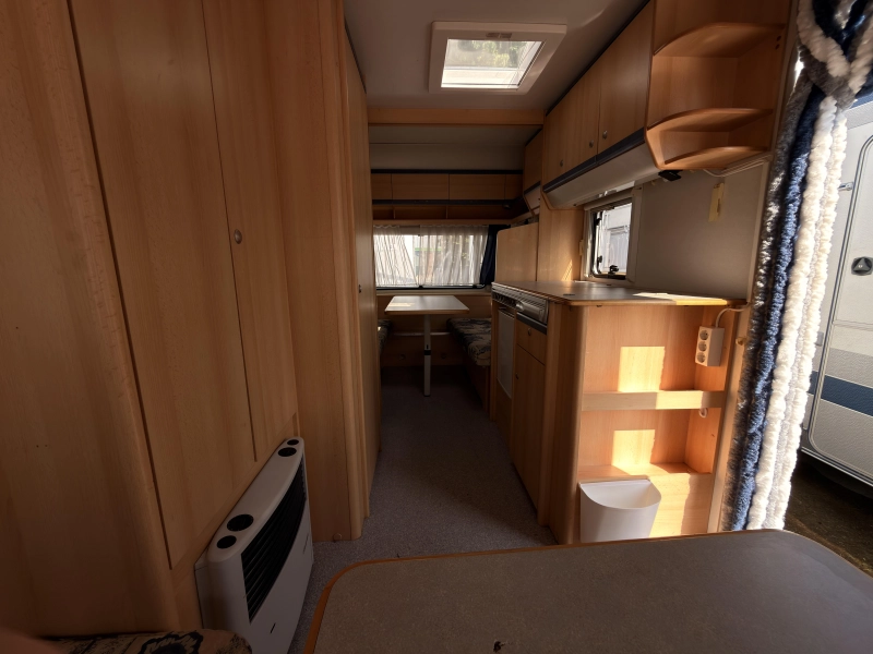 Eifelland Sunshine 460 Voortent+reservewiel  foto: 5