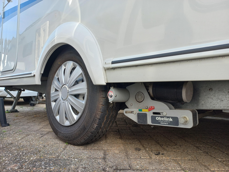 Caravelair Antares Style 410 mover-voortent  foto: 2