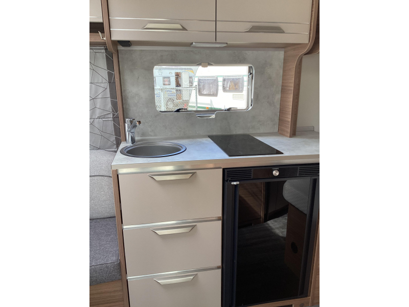 Knaus Sport E-Power Selection 450 FU mover/airco/omnistor  foto: 9