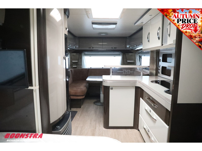 Hobby 560 CFE Premium Mover Luifel Frans bed Middenkeuken Rondzit LMV foto: 10