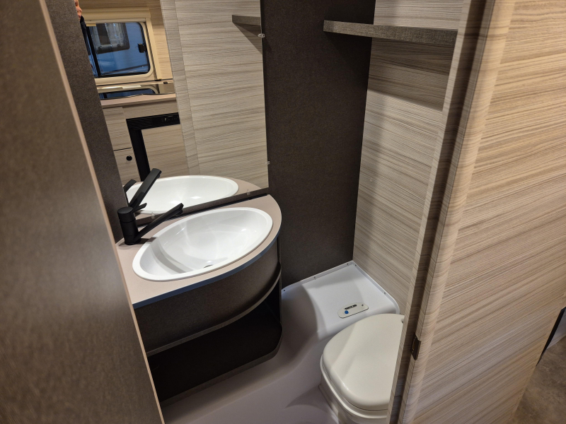 Dethleffs C'Joy Active 460 LE Tijdelijk uitverkocht  foto: 3