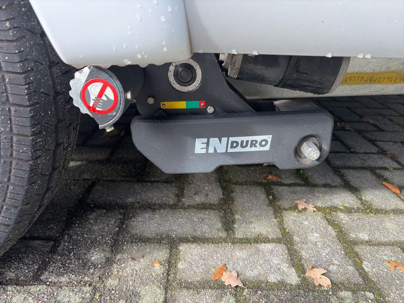 Knaus Sudwind Premium Line 450 FU Mover/Luifel/Fietsdr.  foto: 9