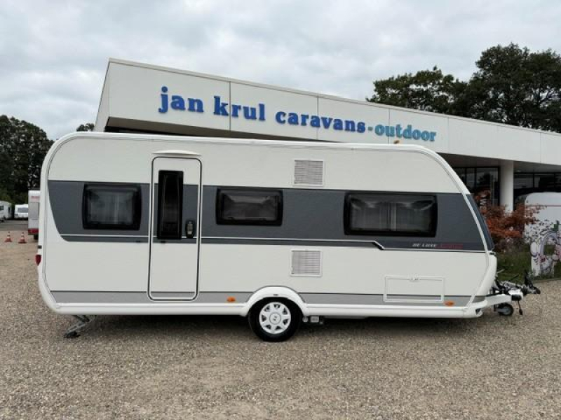 Hobby De Luxe Edition 495 UL mover voortent fietsenrek 