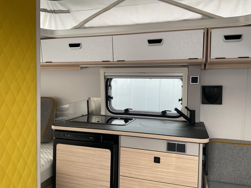 Eriba Touring 310 Urban Memphis design pak. 
