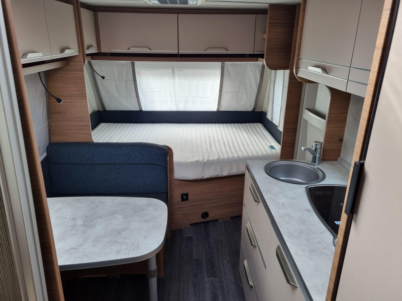 Knaus Sport 500 KD - Stapelbed - Airco  foto: 3