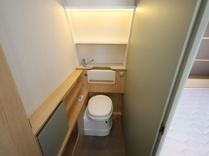 LMC Style 440 D mover | voortent | luifel  foto: 12