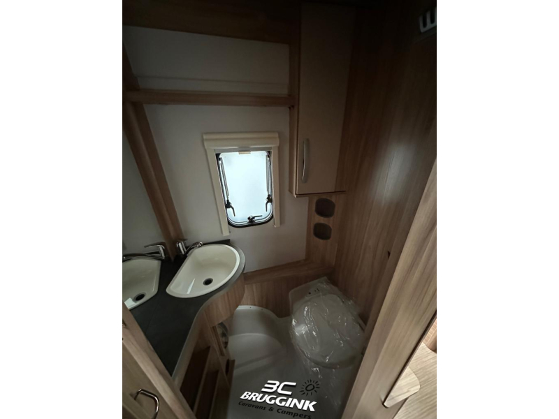 Eriba Nova Light 470 - ENKELE BEDDEN  foto: 7